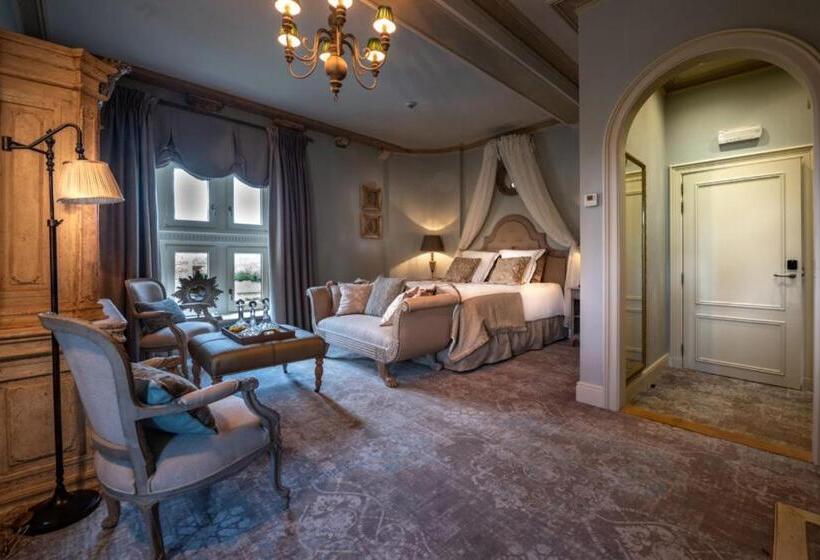 هتل Kasteel Van Ordingen