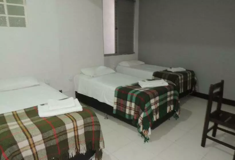 Economy 888   By Up Hotel   Próximo A Praça Da Estação E Rodoviária