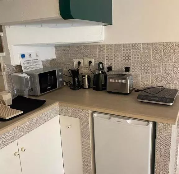 تختخواب و صبحانه Apulia 35