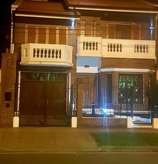 مبيت وإفطار Green House.river