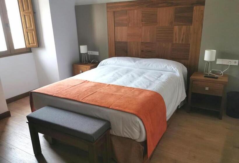 호텔 Hospedería Monasterio De La Vid