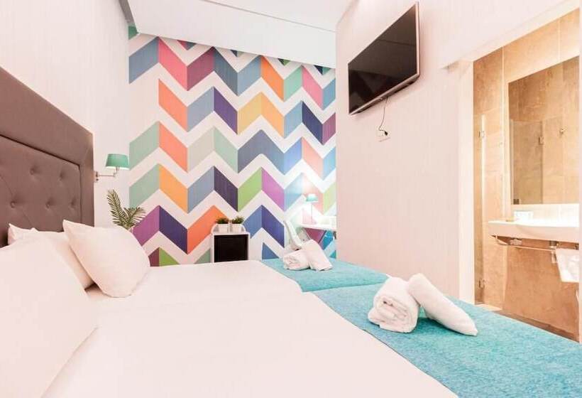 هتل Oh Nice Revellin Ceuta