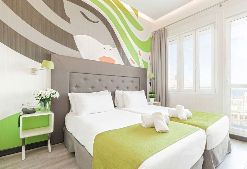 هتل Oh Nice Revellin Ceuta