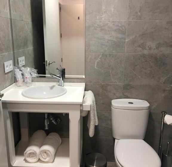 Пансион Hostal La Taurina