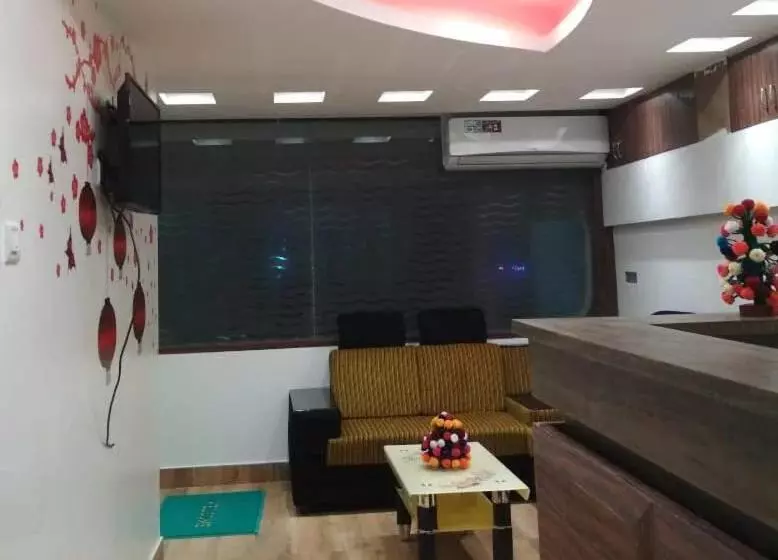 هتل The Tamarind Tree