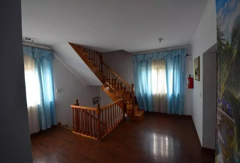 Majatalo Hostel Aeropuerto Ezeiza 10 Minutos De Aeropuerto