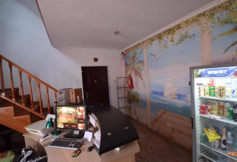 펜션 Hostel Aeropuerto Ezeiza 10 Minutos De Aeropuerto