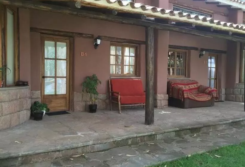 Retkeilymaja Karina Wasi