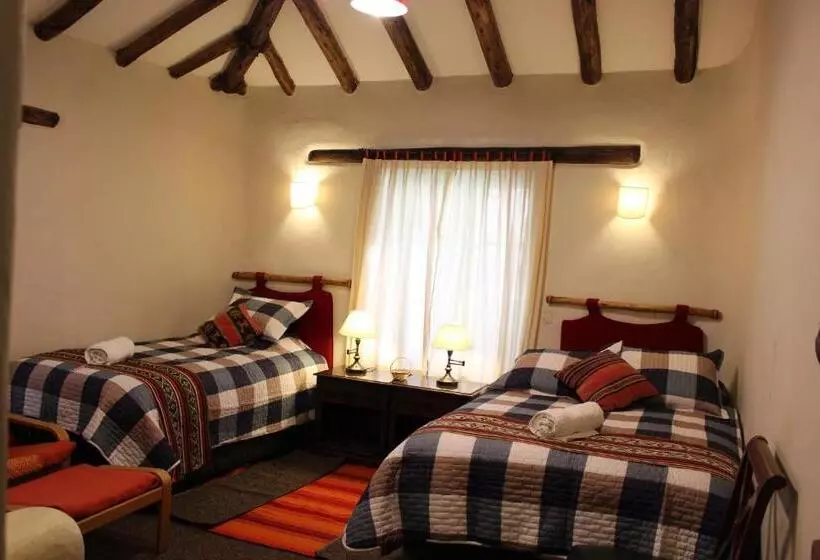 Retkeilymaja Karina Wasi