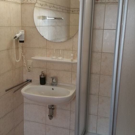 Hotell Kärntner Alm