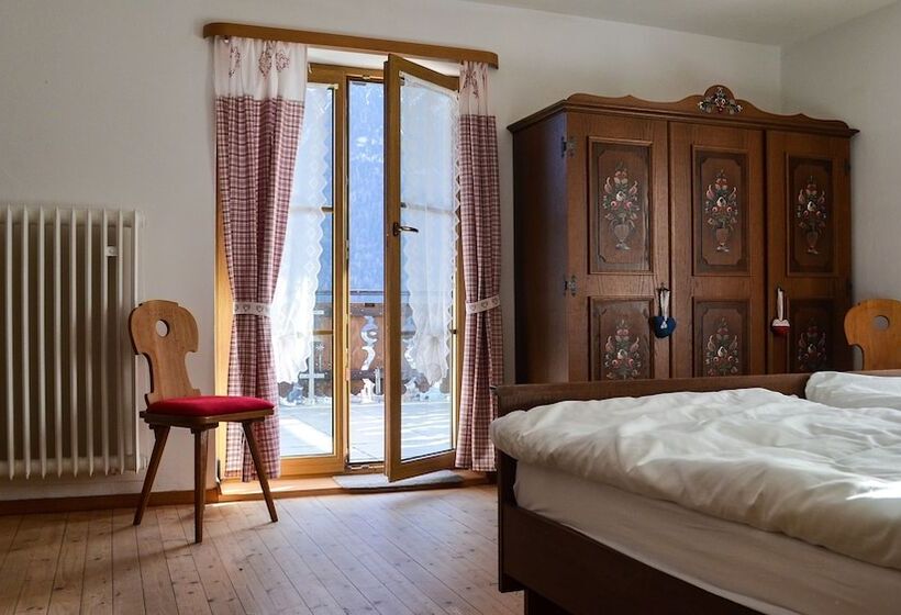 Hotell Kärntner Alm