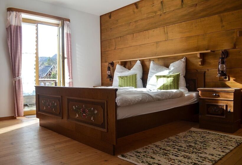 Hotell Kärntner Alm