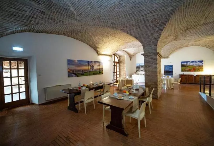 Hotelli Il Monastero Di Bevagna