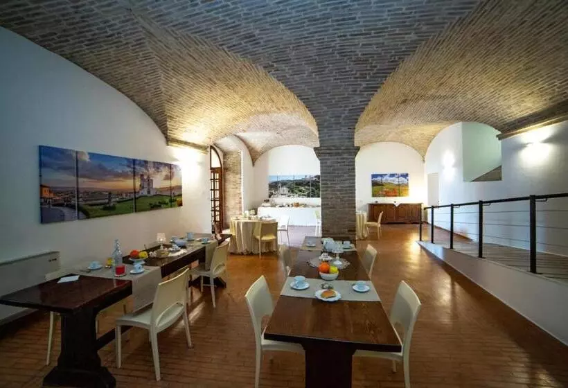 Hotelli Il Monastero Di Bevagna