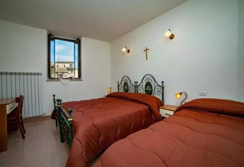 Hotelli Il Monastero Di Bevagna