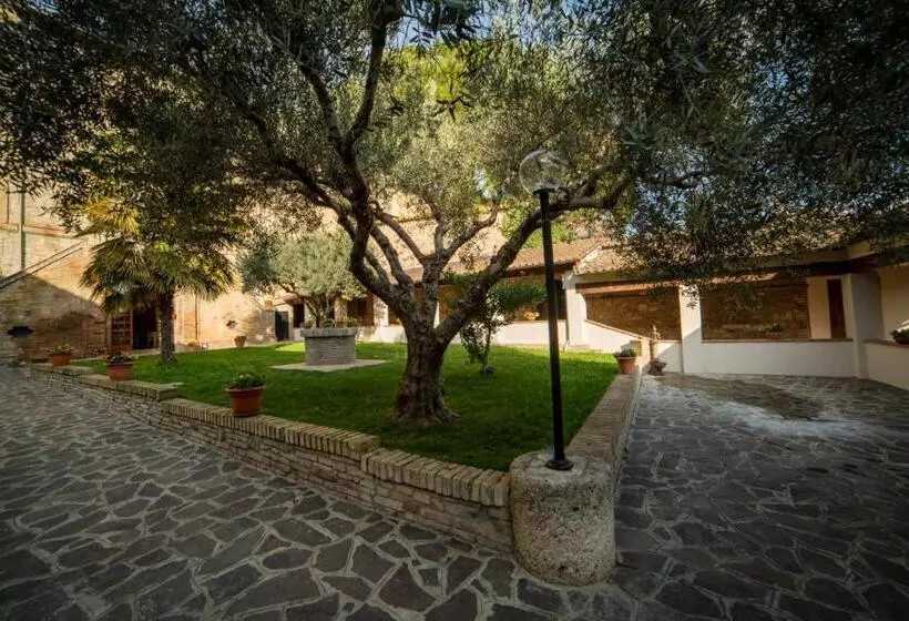 Hotelli Il Monastero Di Bevagna