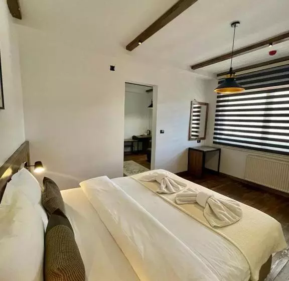 هتل Mia S Favorite