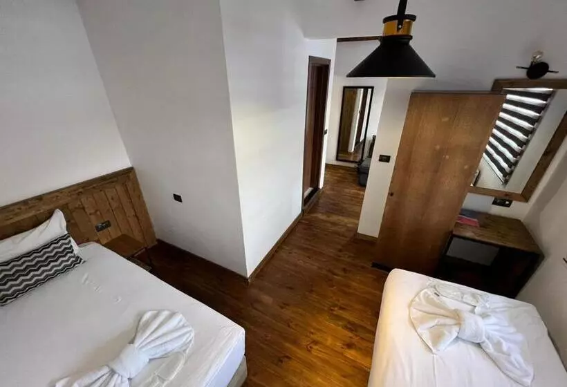 هتل Mia S Favorite