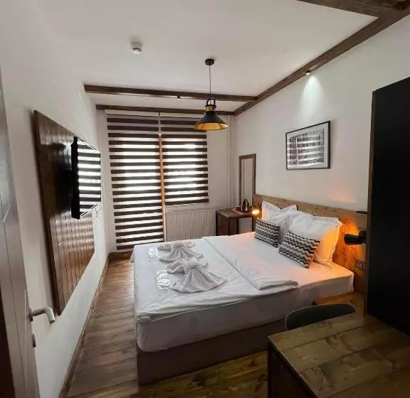 هتل Mia S Favorite