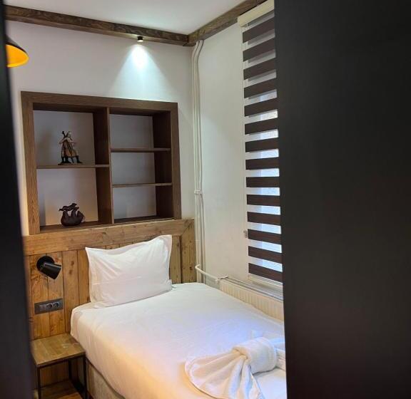 هتل Mia S Favorite