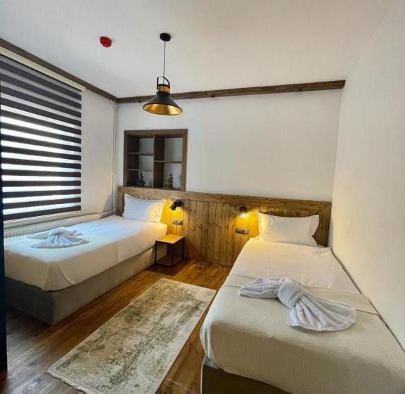 هتل Mia S Favorite