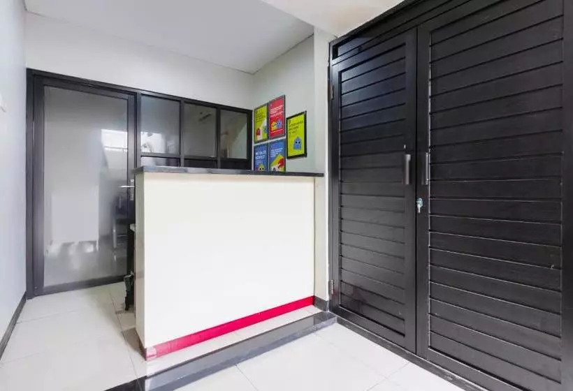 Hotelli Oyo 2936 Bumi Katineung Home Stay Exclusive