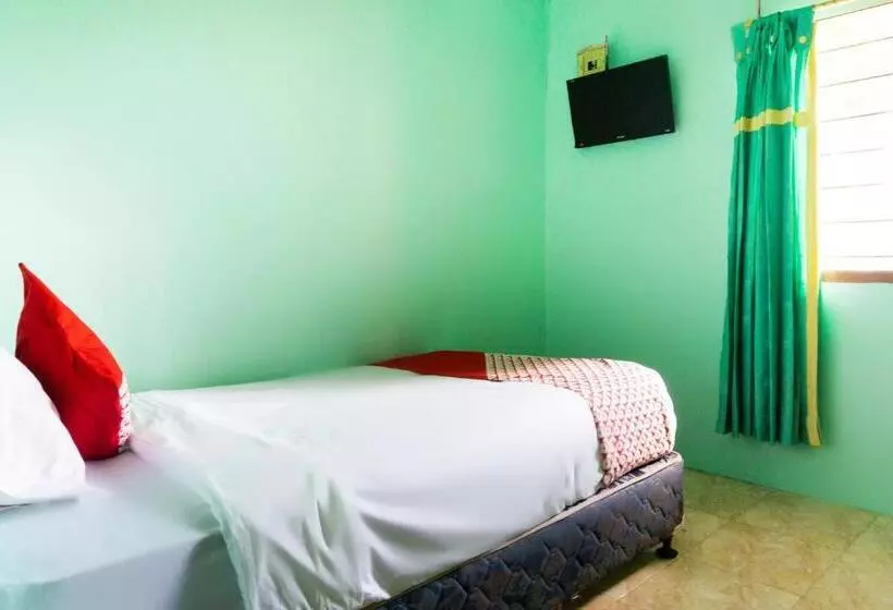 ホテル Oyo 3095 Semarapura Residence