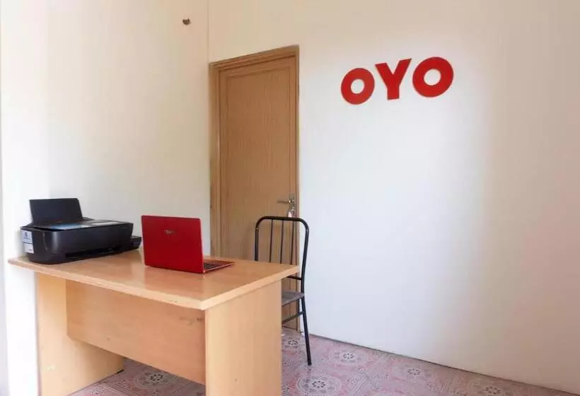 ホテル Oyo 3095 Semarapura Residence