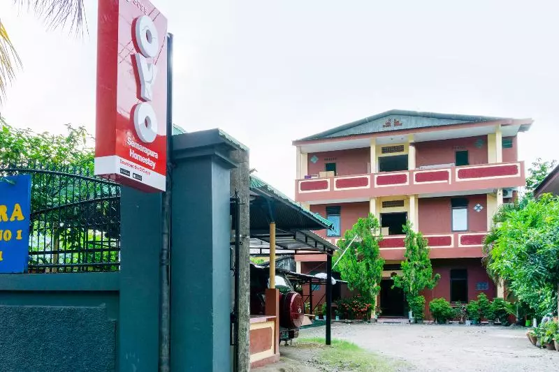ホテル Oyo 3095 Semarapura Residence