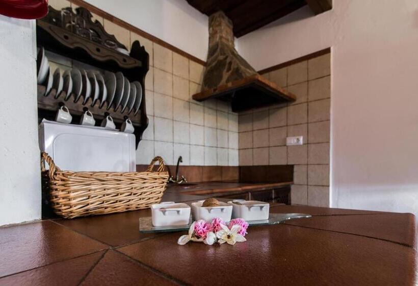 استراحتگاه El Pueblo De Leo