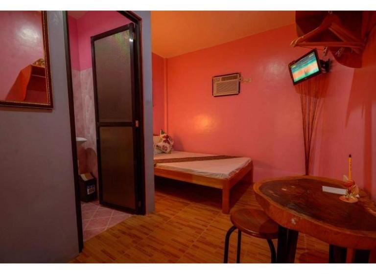 פנסיון Constantino Guest House