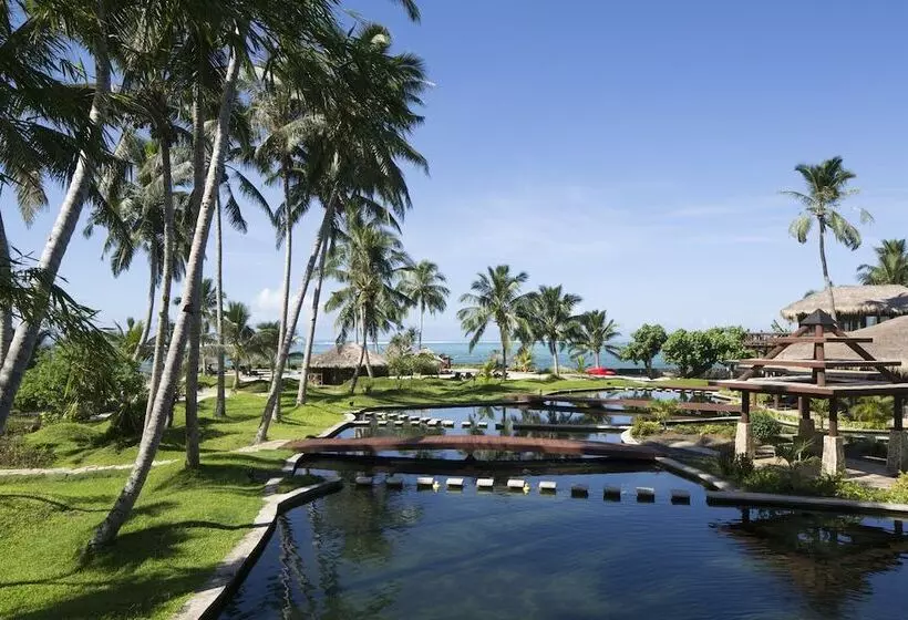 Coconuts Beach Club Resort And Spa