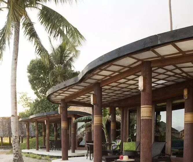 Coconuts Beach Club Resort And Spa