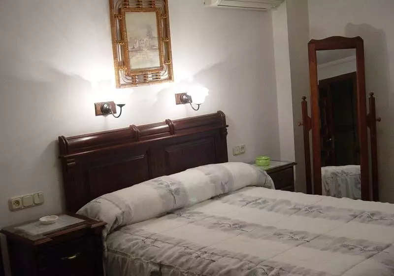Hostal Colon Antequera