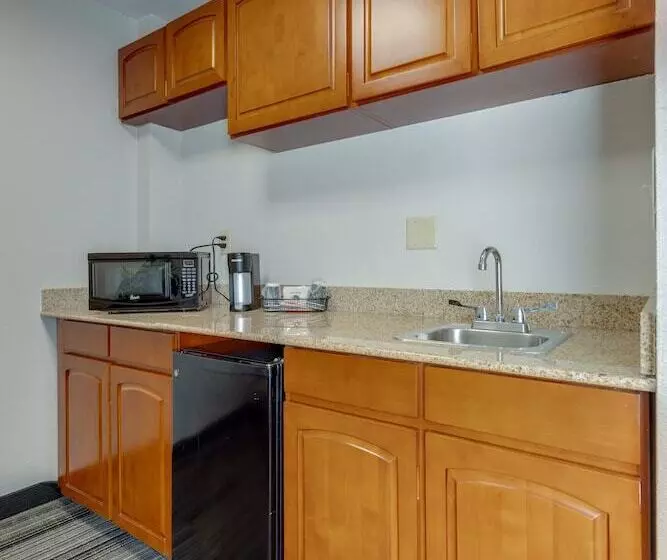 ホテル Alexis Inn And Suites