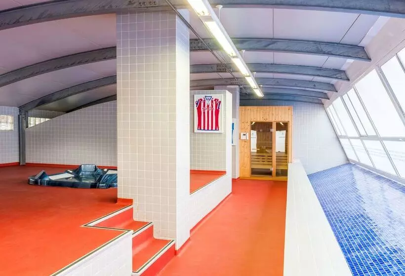 Отель Castellon Center, Affiliated by Meliá