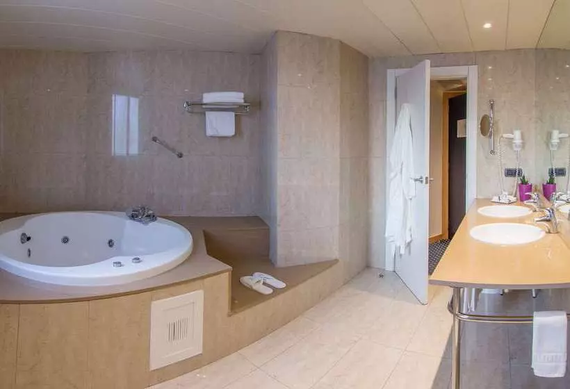 Отель Castellon Center, Affiliated by Meliá