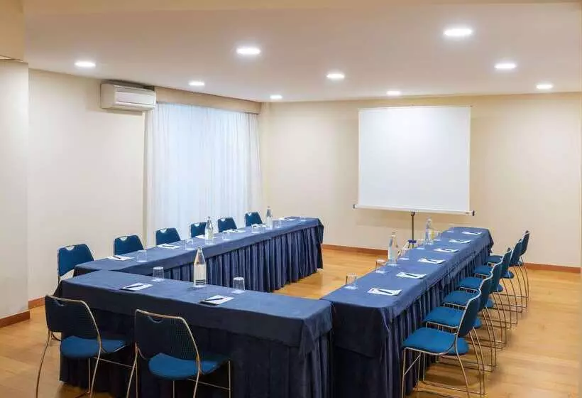 Отель Castellon Center, Affiliated by Meliá