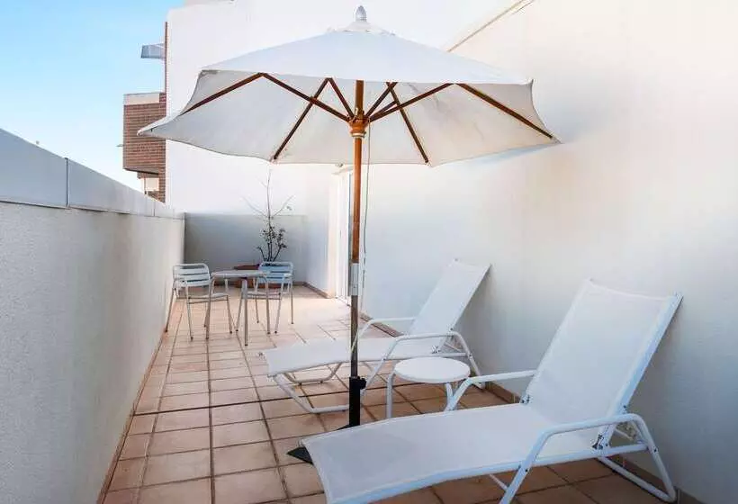 Отель Castellon Center, Affiliated by Meliá