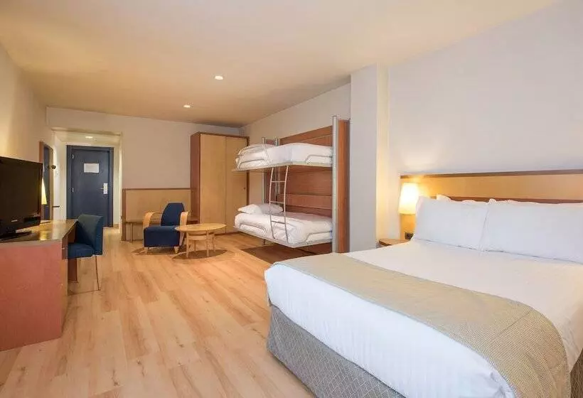 Отель Castellon Center, Affiliated by Meliá