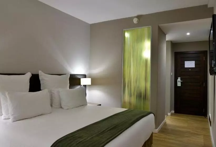 호텔 Cresta Lodge Harare