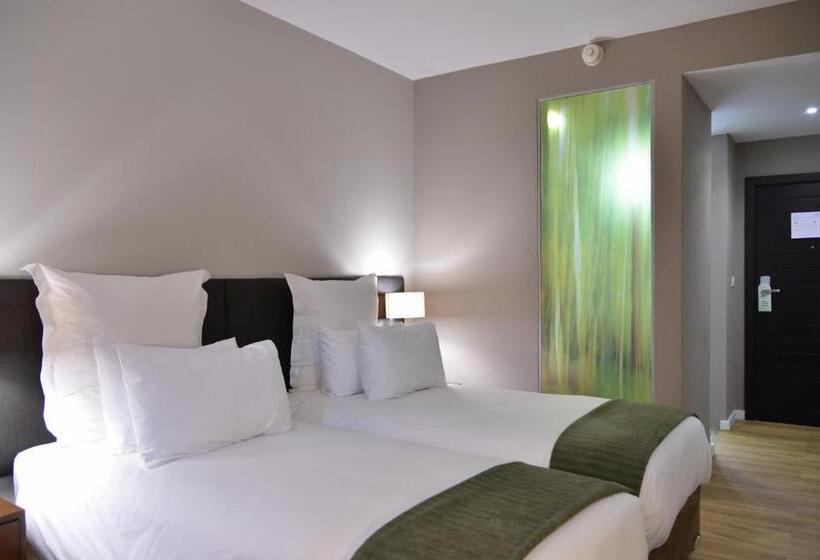 호텔 Cresta Lodge Harare