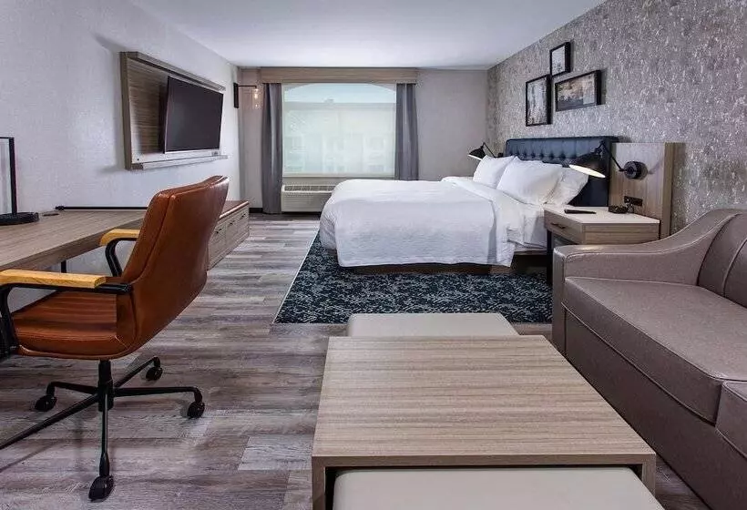 Отель Four Points By Sheraton Appleton