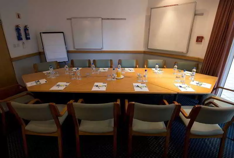 هتل Holiday Inn Express Beitbridge Inn