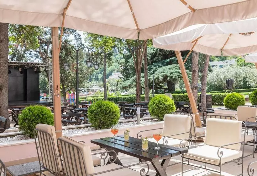 هتل Iberostar Waves Bellevue - All Inclusive