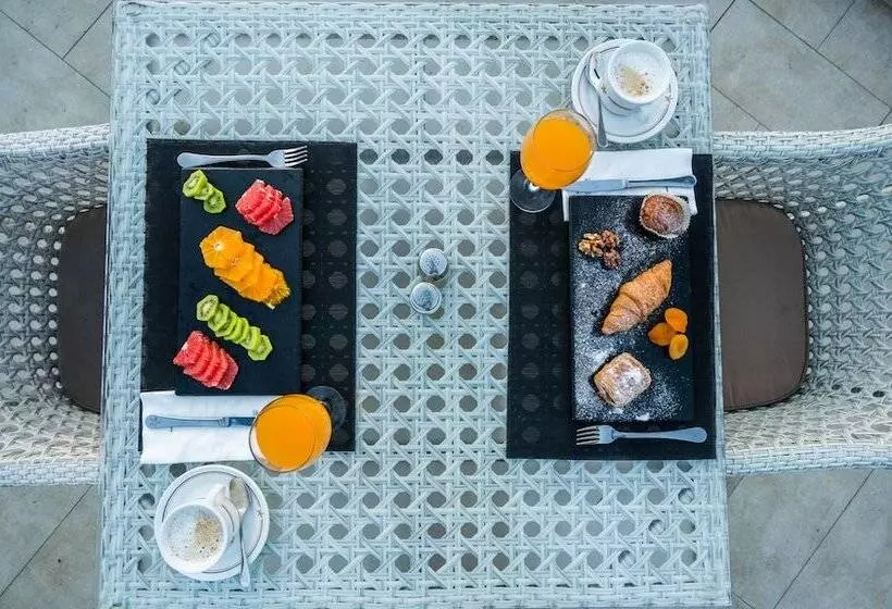 هتل Iberostar Waves Bellevue - All Inclusive