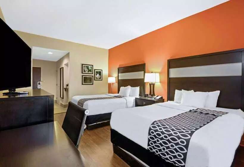 هتل La Quinta By Wyndham Florence