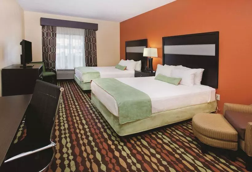 هتل La Quinta By Wyndham Florence