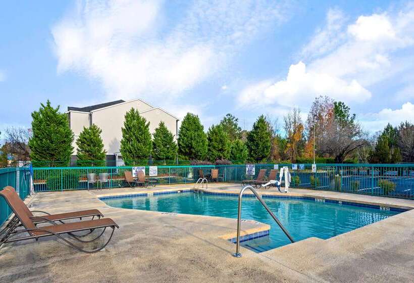 فندق La Quinta By Wyndham Florence