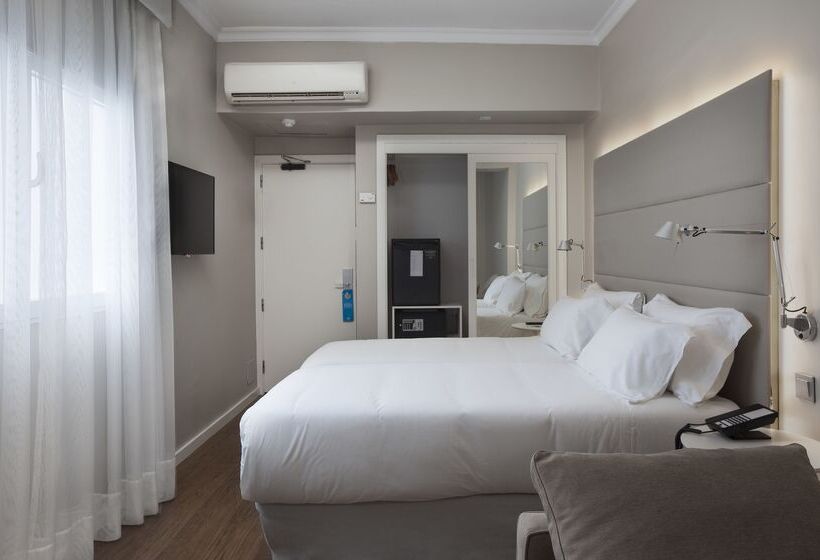 ホテル NH Las Palmas Playa Las Canteras